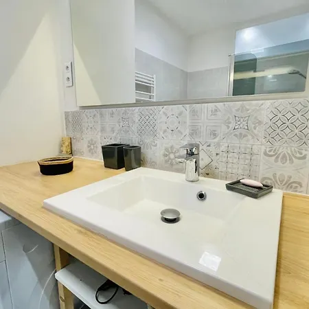Charming Fully Equipped T2 #Ca Διαμέρισμα *